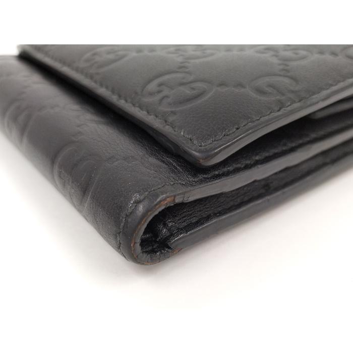 GUCCI ブラックレザー 三つ折り財布 GUCCI ロゴ 三つ折りウォレット ・ブラック レザー | GUCCI公式