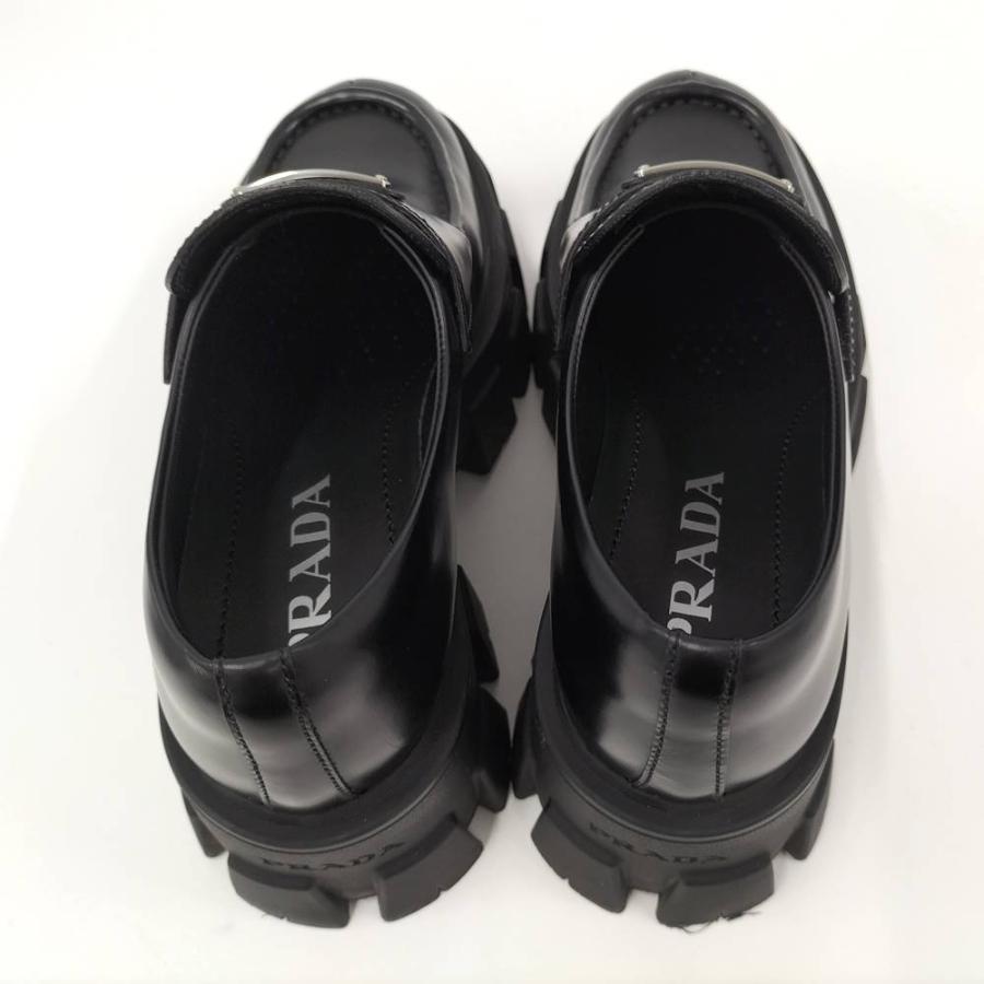 プラダ モラリス ローファー 三角ロゴ ブラック 36 PRADA（プラダ） モノリス ローファー 三角プレート ブラック レザー