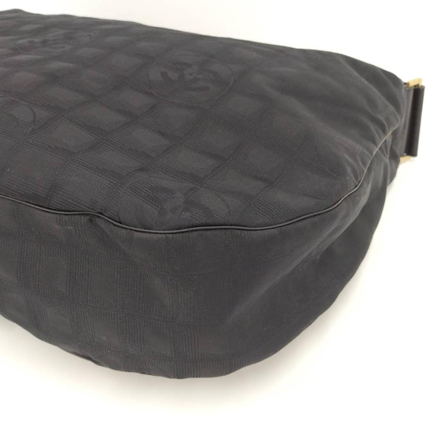 CHANEL（シャネル） ワンショルダーバッグ ニュートラベルライン