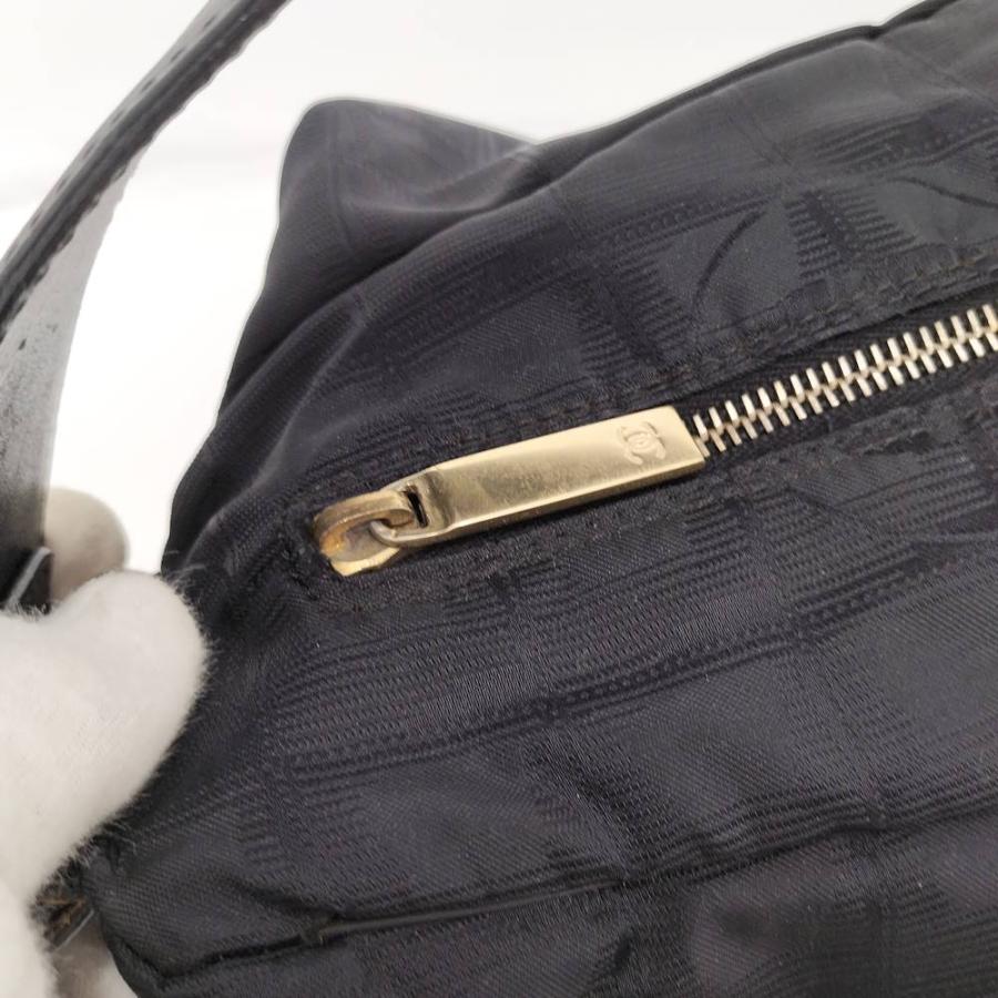 CHANEL（シャネル） ワンショルダーバッグ ニュートラベルライン