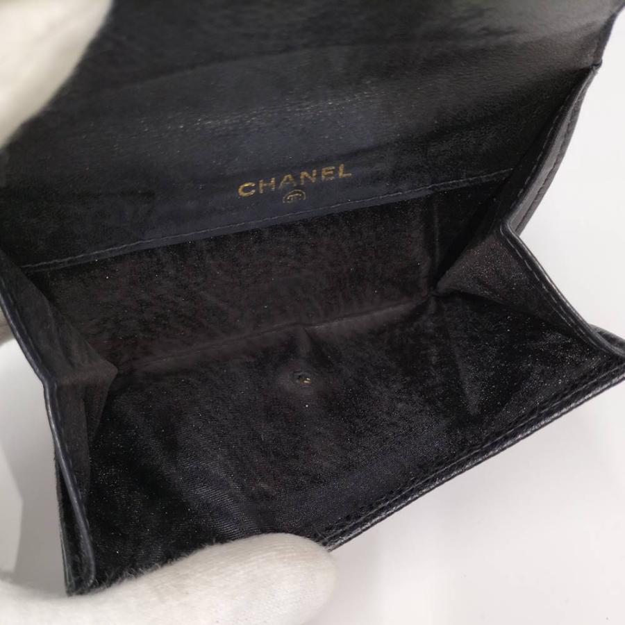 CHANEL（シャネル） 二つ折り財布 キャビアスキン レザー ブラック