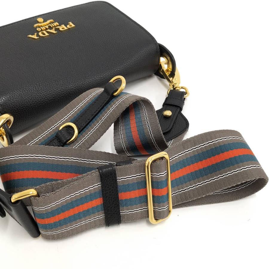 PRADA（プラダ） フラップ ショルダーバッグ レザー ブラック ゴールド