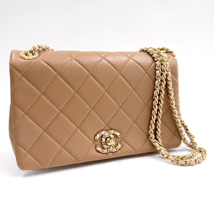 CHANEL シャネル マトラッセ チェーンショルダーバッグ ラムスキン