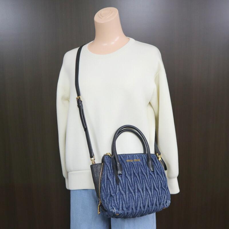 美品 ミュウミュウ MADRAS 2WAY ショルダーバッグ RN1016 miumiu ミュウミュウ マドラス 2WAYショルダーバッグ デニムマトラッセ