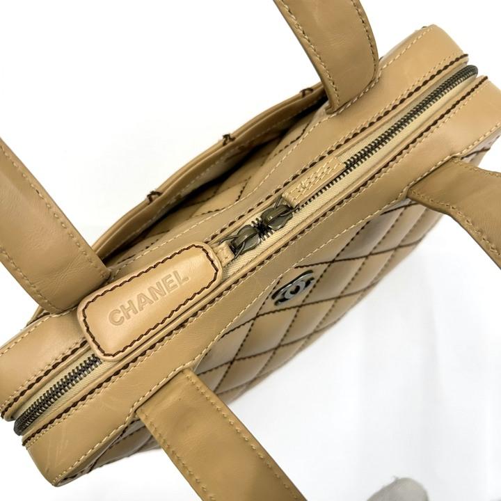 CHANEL シャネル ショルダーバッグ ワイルドステッチ ベージュ×ブラウン レザー×ゴールド金具 A14693 6番台7桁の画像