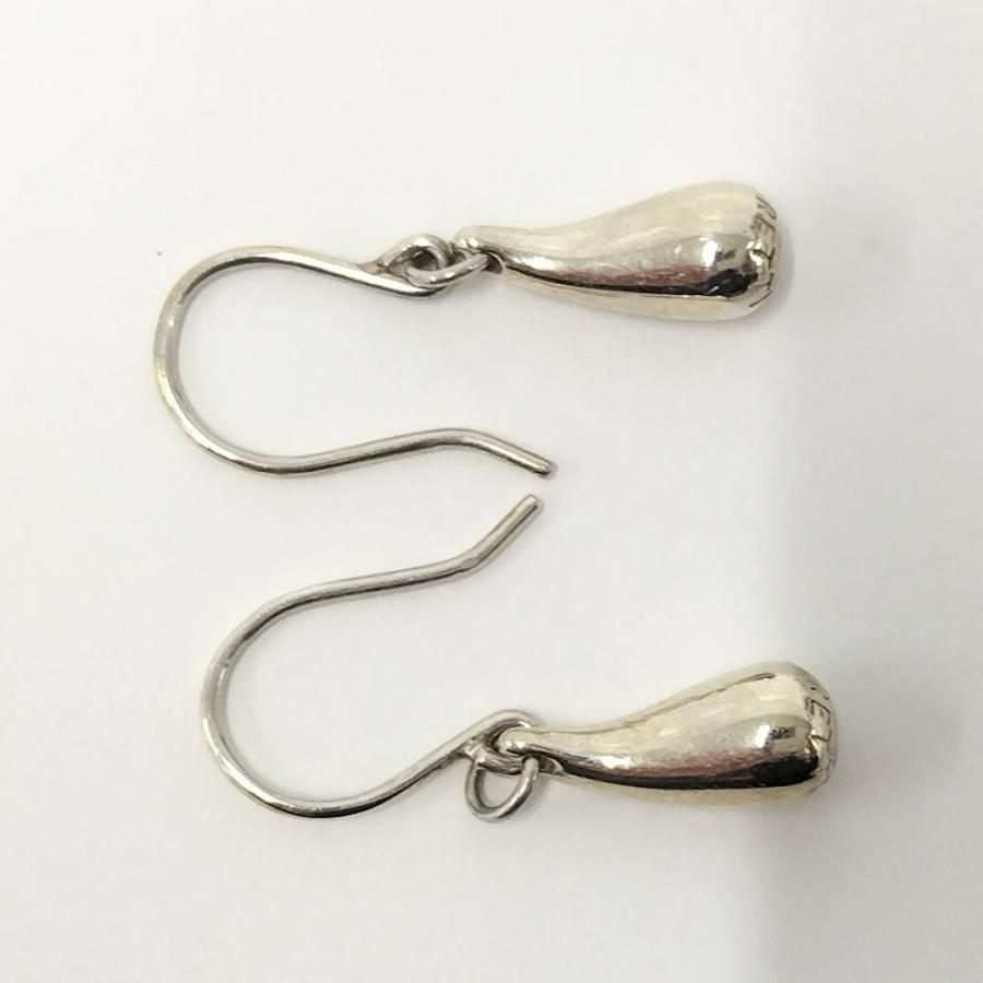 TIFFANY&Co.（ティファニー） ティアドロップ ピアス SV925 シルバー