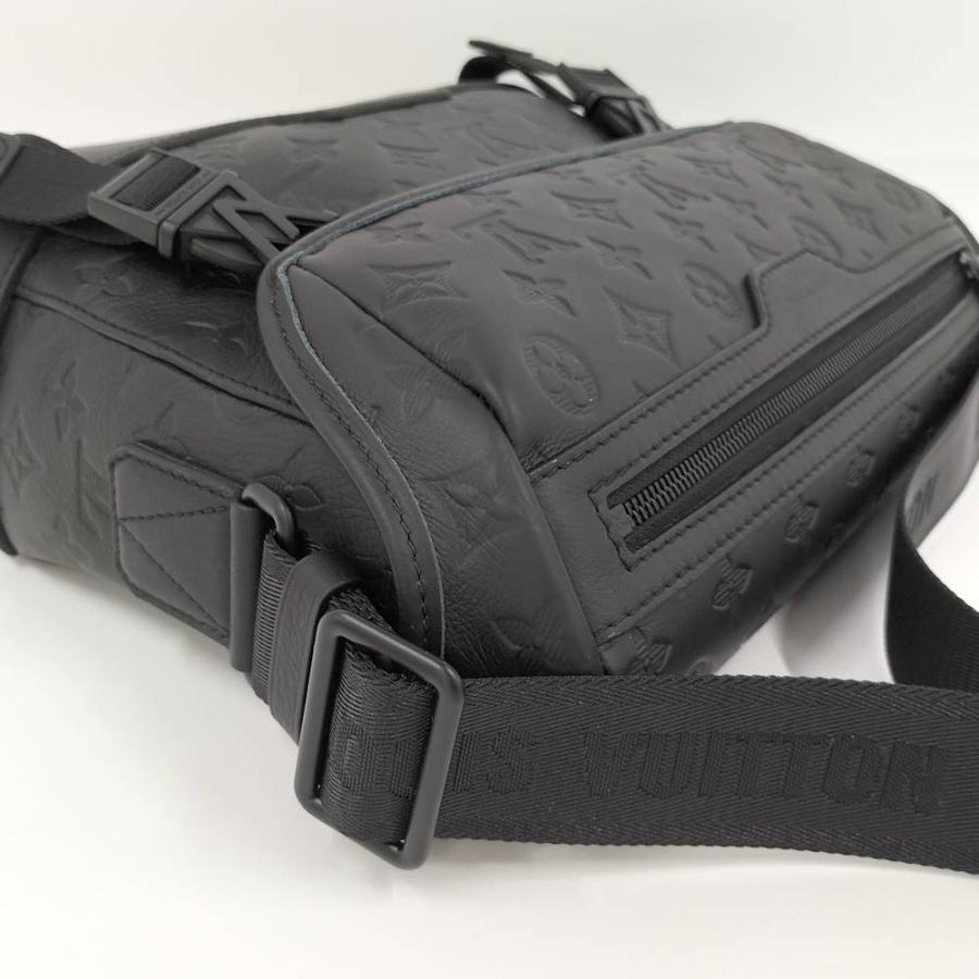 極美品 ルイヴィトン　メッセンジャーヴォワヤージュPM ブラック LOUIS VUITTON（ルイ・ヴィトン） メッセンジャー・ヴォワヤージュPM