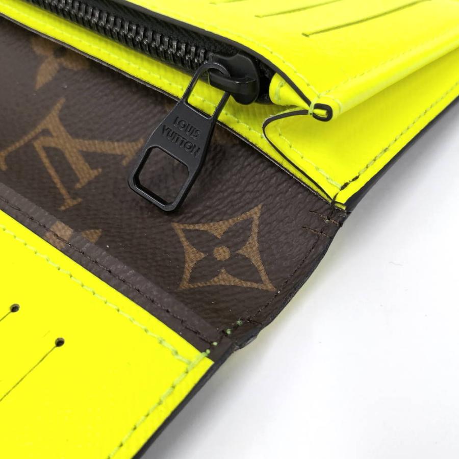 LOUIS VUITTON（ルイ・ヴィトン） ポルトフォイユ・ブラザ 長財布