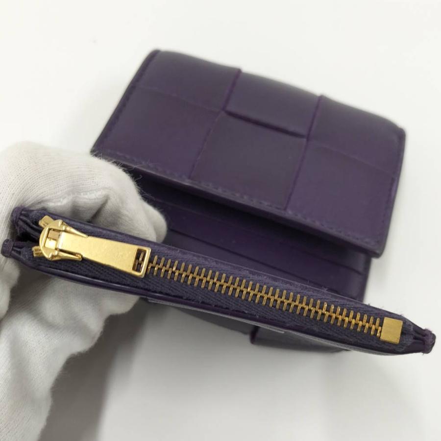 BOTTEGA VENETA（ボッテガ・ヴェネタ） 三つ折り財布 イントレチャート