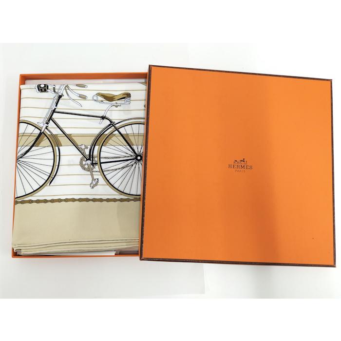 HERMES（エルメス） スカーフ カレ90 LES BECANES 自転車 モチーフ