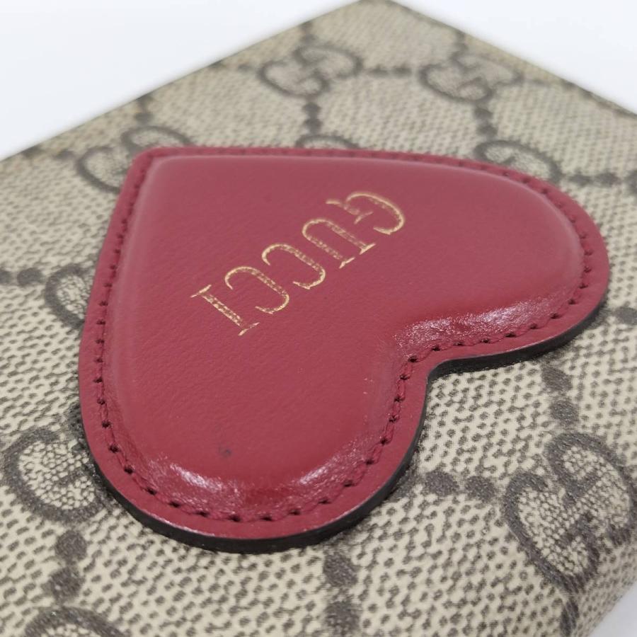 GUCCI（グッチ） 二つ折り財布 ハートモチーフ GGスプリーム PVC
