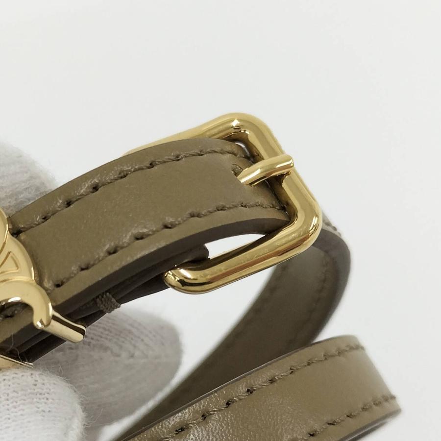 新品◾️ CELINE レ キュイール ブレスレット ダブルブレス レザー カーキ CELINE（セリーヌ） レ キュイール ブレスレット ダブルブレス レザー