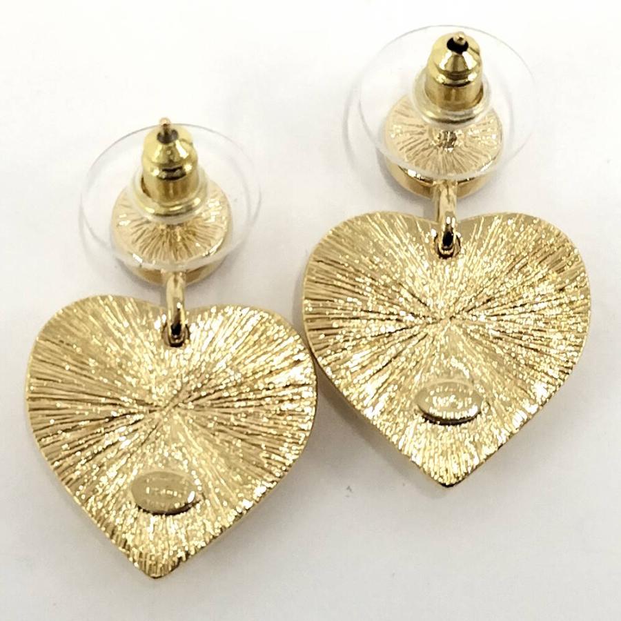 CHANEL ピアス いぶし金 シャネル　お値下げしました CHANEL（シャネル） ピアス ハート ココマーク メッキ ゴールド I26P
