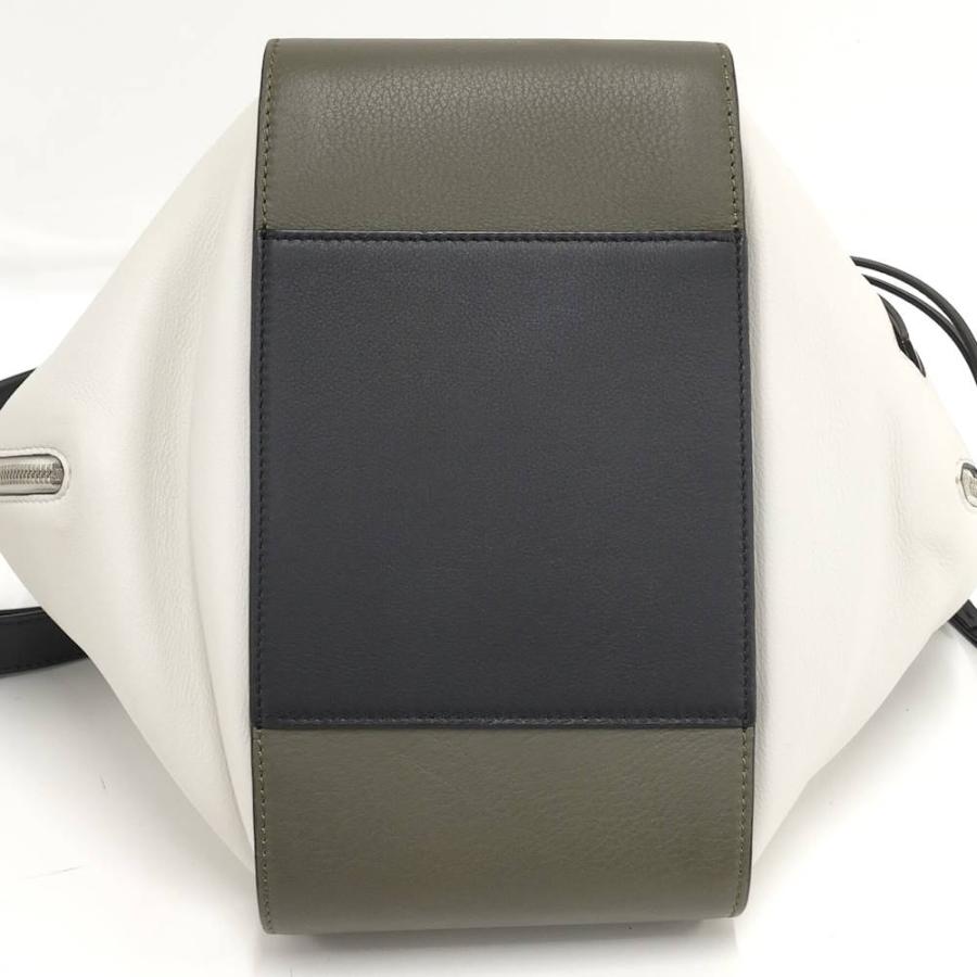 LOEWE ハンモック　スモール　新品　値下げ❗️ LOEWE（ロエベ） ハンモックバッグ スモール : JJコレクション ヤフー