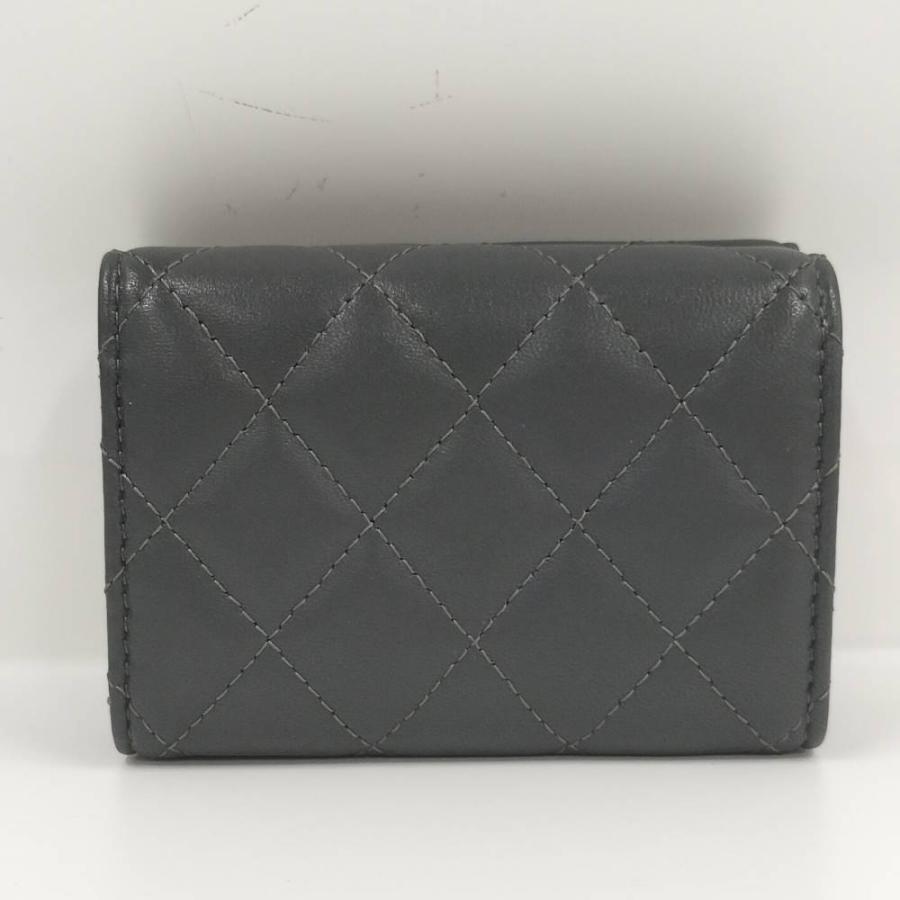 CHANEL（シャネル） クラシック スモール フラップウォレット 三つ折り