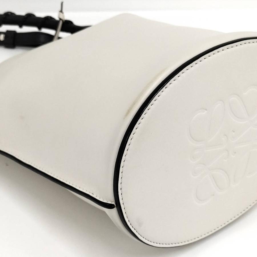 LOEWE（ロエベ） ゲートバケット 2WAYショルダーバッグ ホワイト系