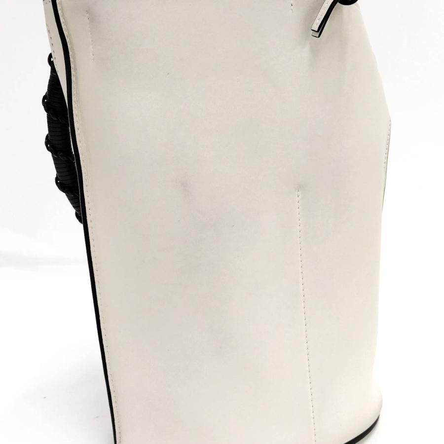 LOEWE（ロエベ） ゲートバケット 2WAYショルダーバッグ ホワイト系