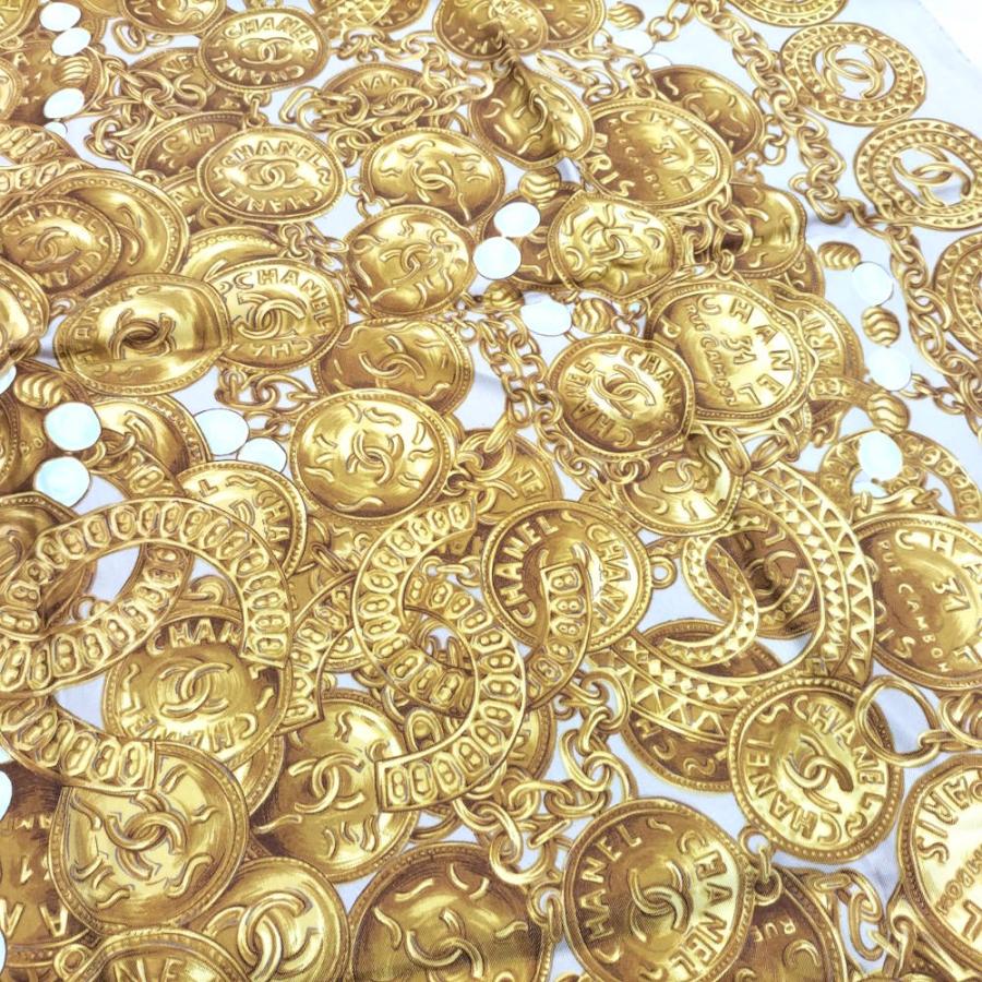CHANEL（シャネル） スカーフ ココマーク メダル シルク100％ ゴールド