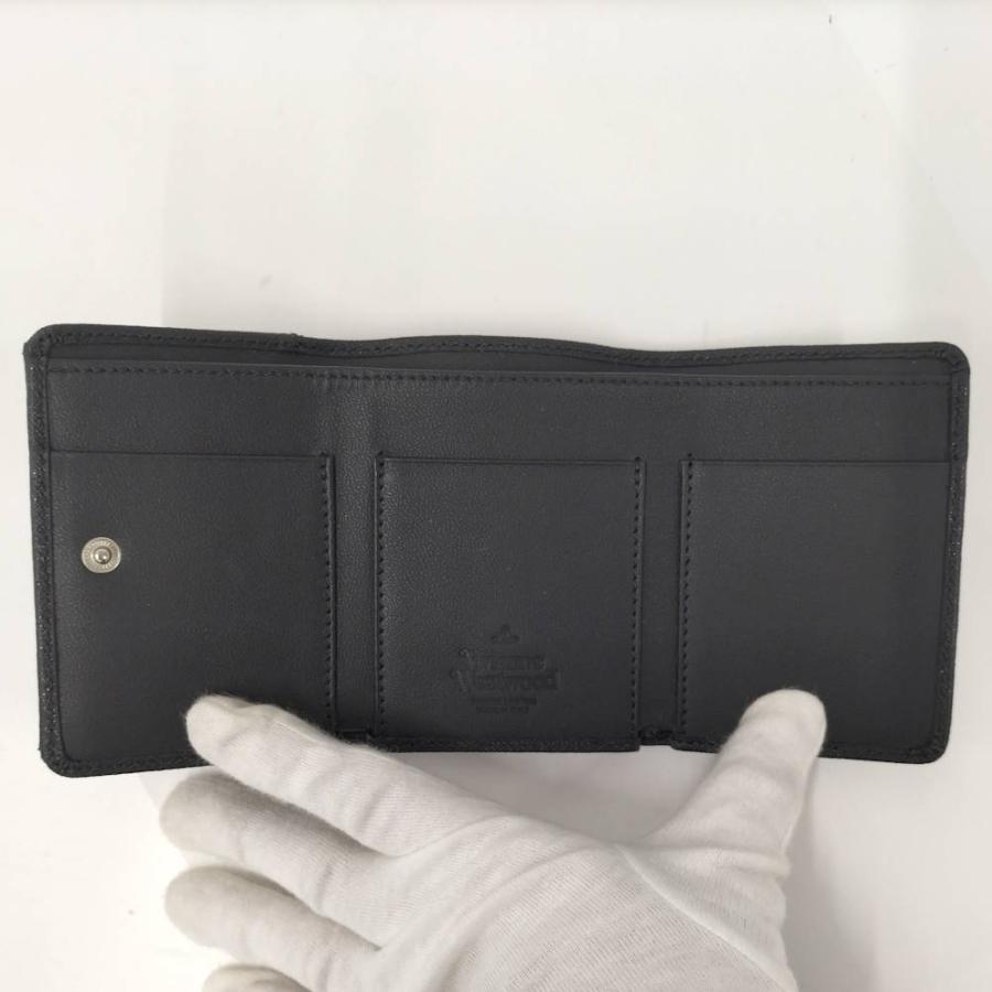 Vivienne Westwood 財布 ブラック 三つ折り レター型 レザー Vivienne Westwood（ヴィヴィアンウエストウッド） 三つ折り財布