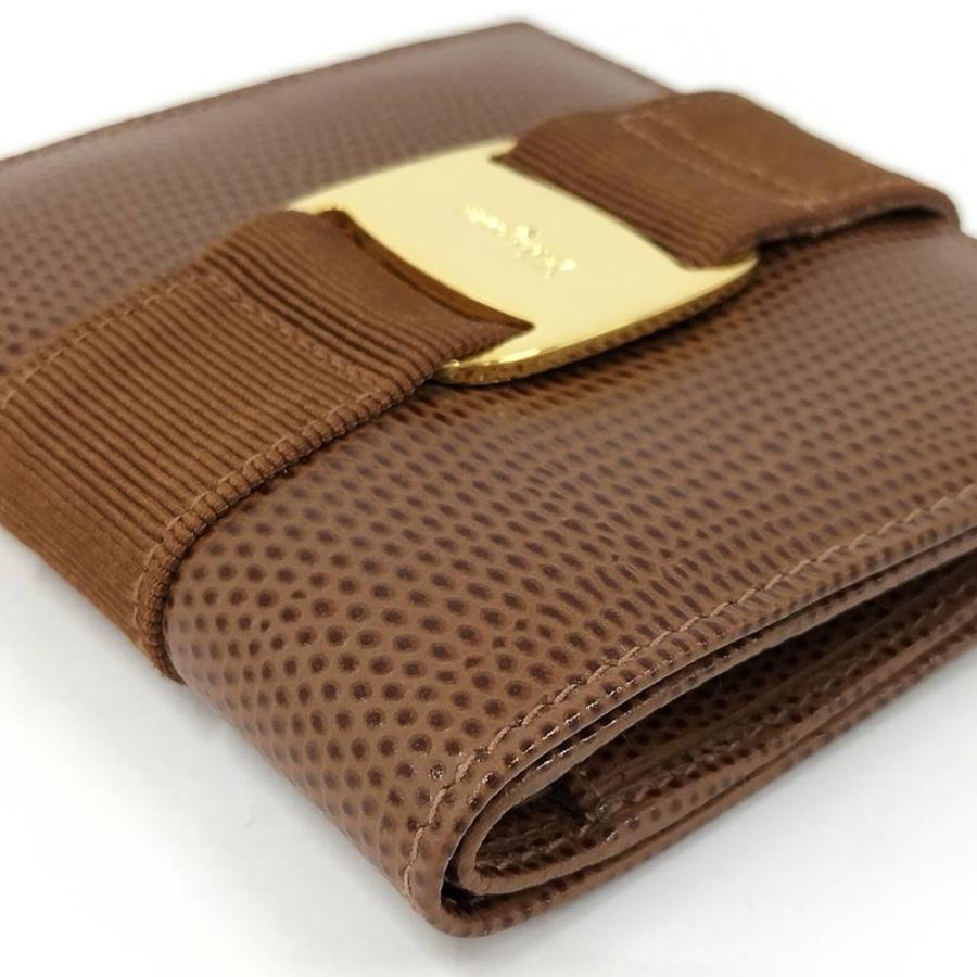 FERRAGAMO（フェラガモ） Salvatore Ferragamo ヴァラ 二つ折り財布