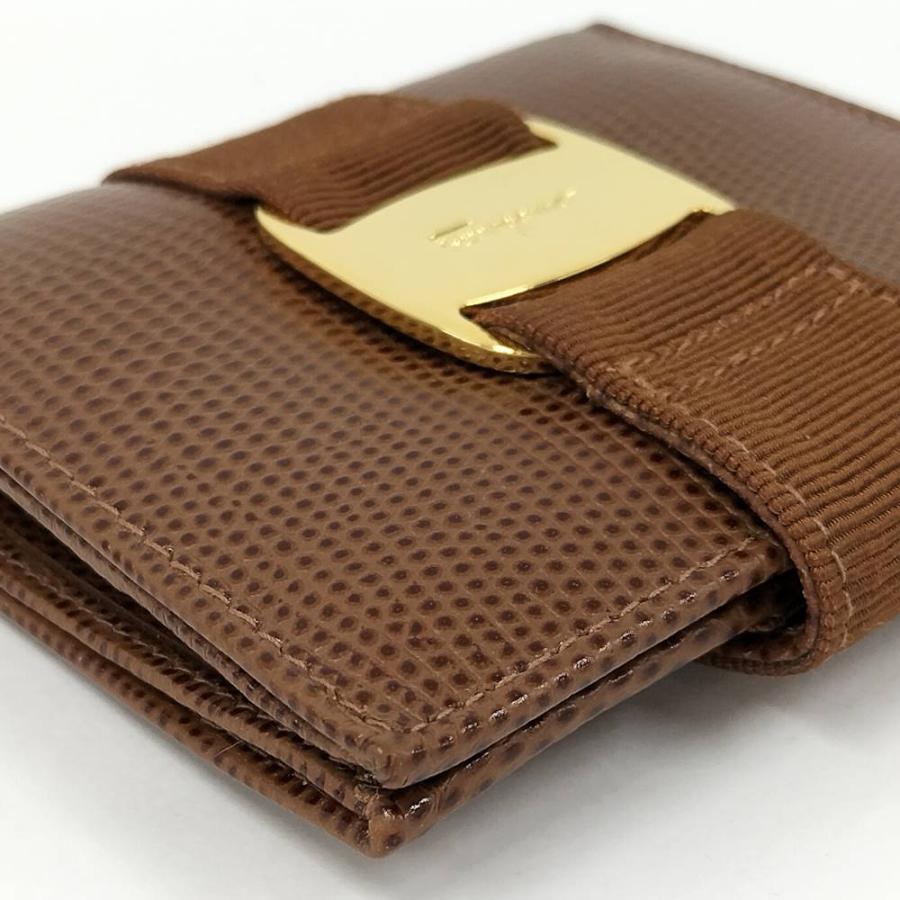 FERRAGAMO（フェラガモ） Salvatore Ferragamo ヴァラ 二つ折り財布