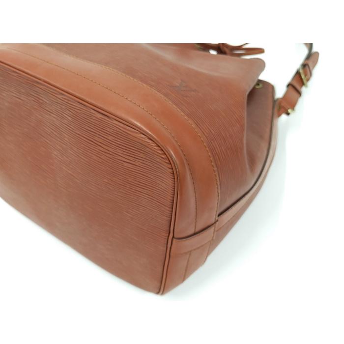 LOUIS VUITTON（ルイ・ヴィトン） ノエ エピ ショルダーバッグ 巾着