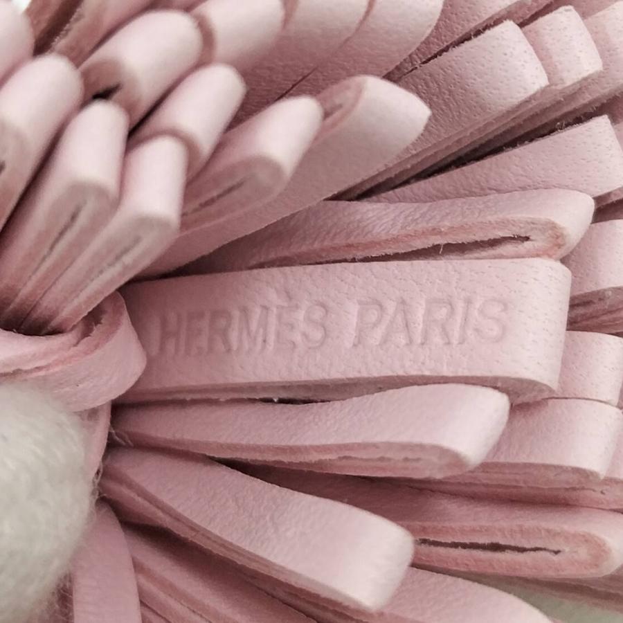 HERMES エルメス カルメン ウノドス フリンジ チャーム　ピンク HERMES（エルメス） カルメン ウノドス チャーム レザー レッド×ピンク