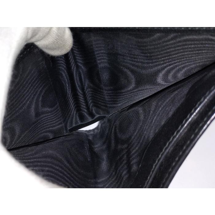 GUCCI（グッチ） 二つ折り財布 グッチシマ シェリーライン レザー