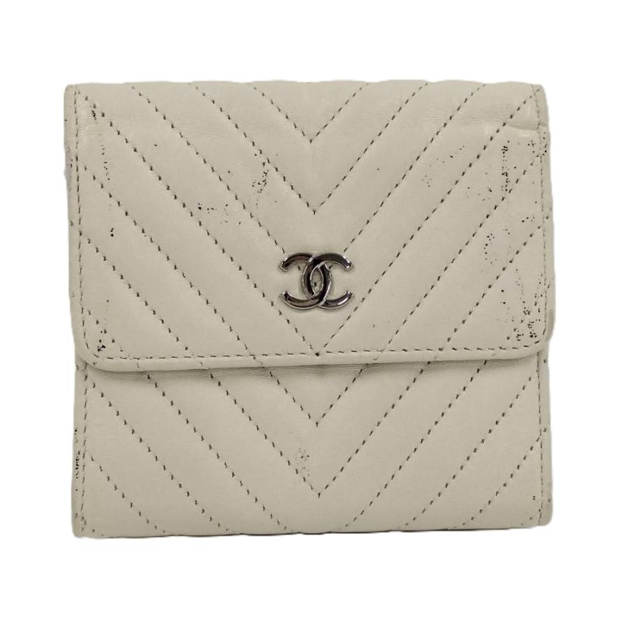 シャネル CHANEL シェブロン Vステッチ 財布 CHANEL（シャネル） シェブロン Vステッチ 3つ折り財布 レザー
