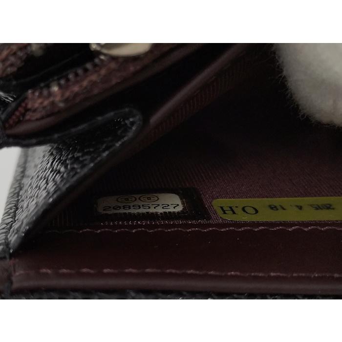 CHANEL 二つ折り財布 キャビアスキン ブラック A50096の画像