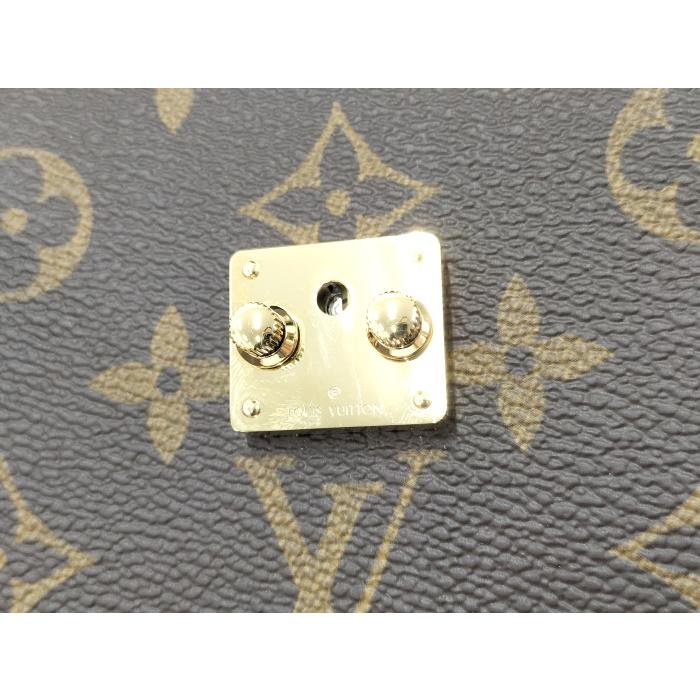 LOUIS VUITTON（ルイ・ヴィトン） フォンポーチメティス ショルダー