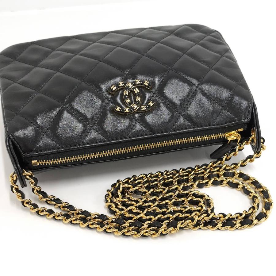 CHANEL（シャネル） チェーンショルダーバッグ ココマーク ラムスキン 