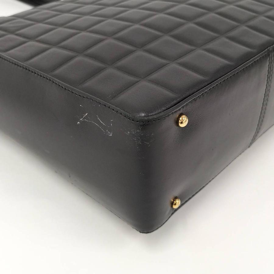 CHANEL トートバッグ チョコバー レザー ブラック A17809の画像