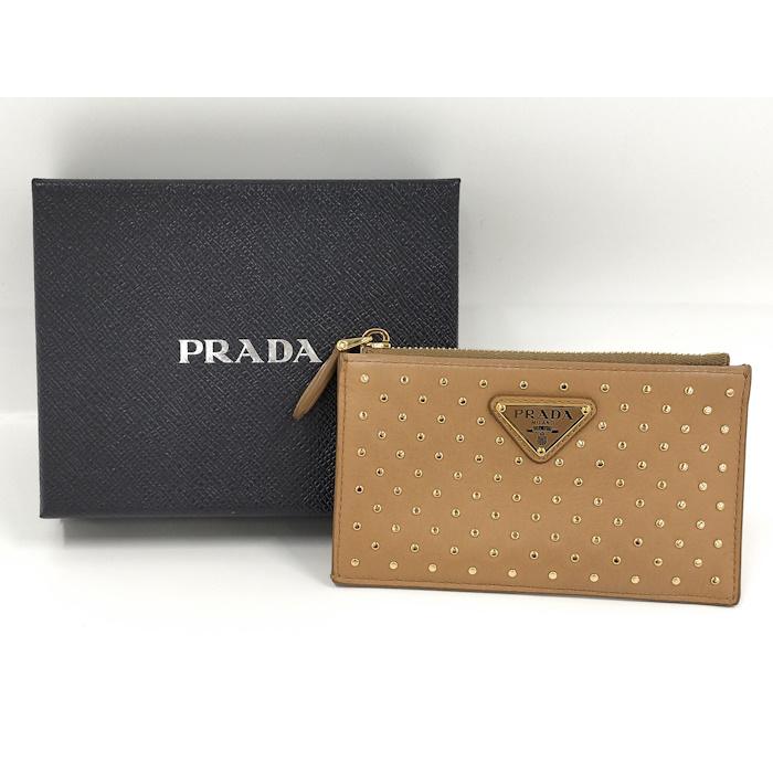 PRADA（プラダ） フラグメントケース カードケース スタッズ レザー