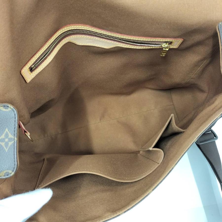 LOUIS VUITTON（ルイ・ヴィトン） アベス モノグラム ショルダーバッグ