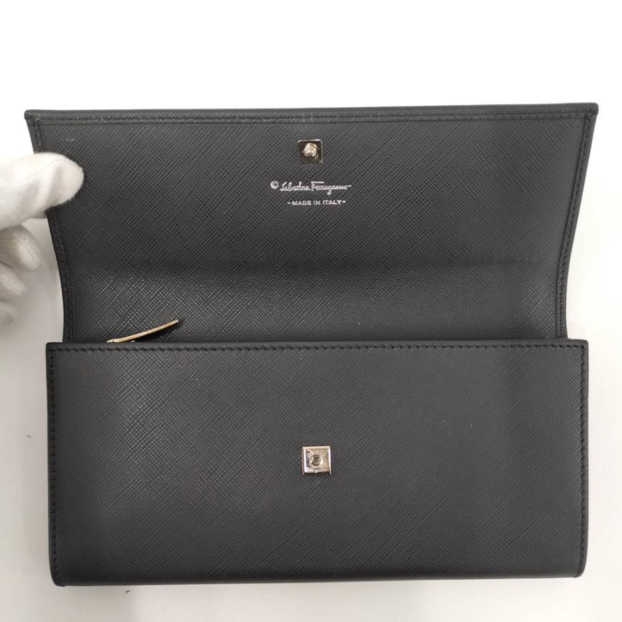 FERRAGAMO（フェラガモ） Salvatore Ferragamo 二つ折り 長財布 レザー