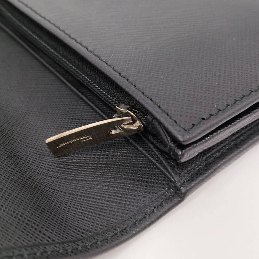 FERRAGAMO（フェラガモ） Salvatore Ferragamo 二つ折り 長財布 レザー