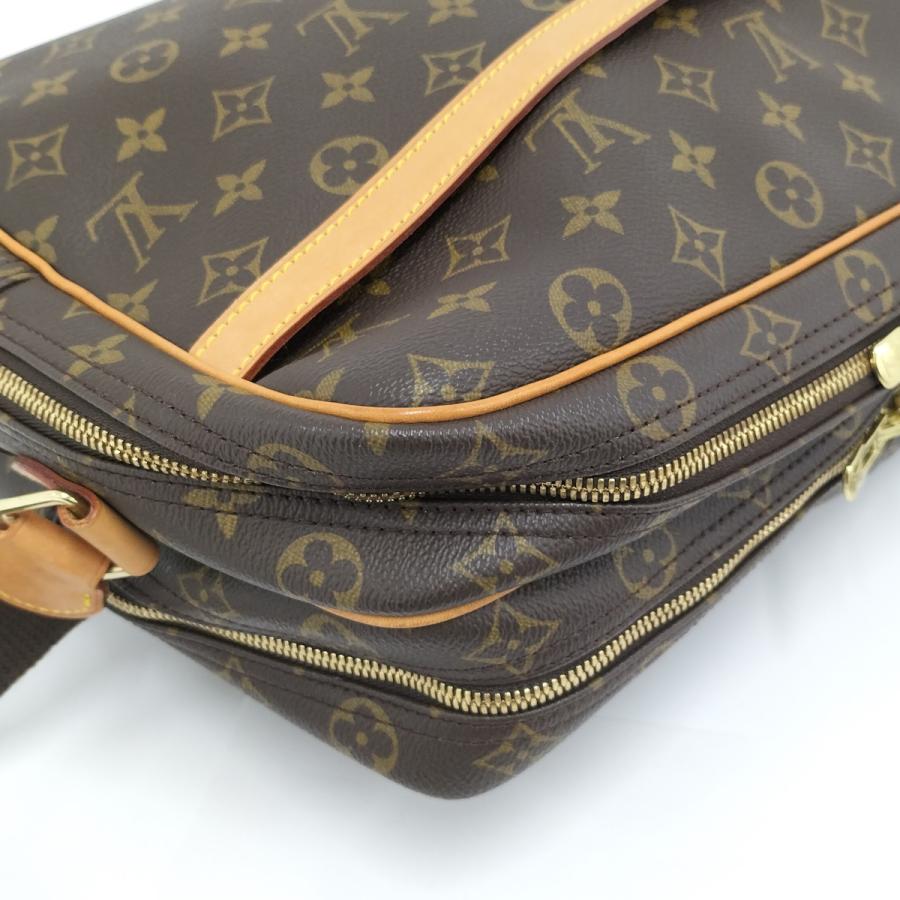 LOUIS VUITTON（ルイ・ヴィトン） リポーターGM ショルダーバッグ
