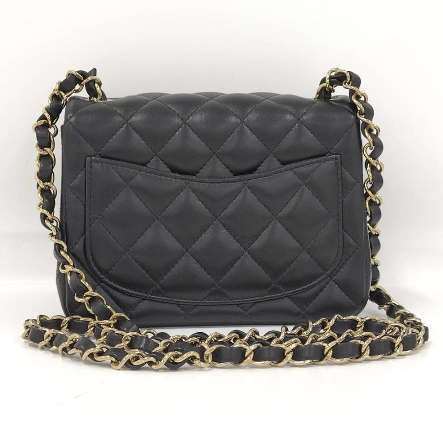 CHANEL（シャネル） ミニマトラッセ17 ショルダーバッグ レザー