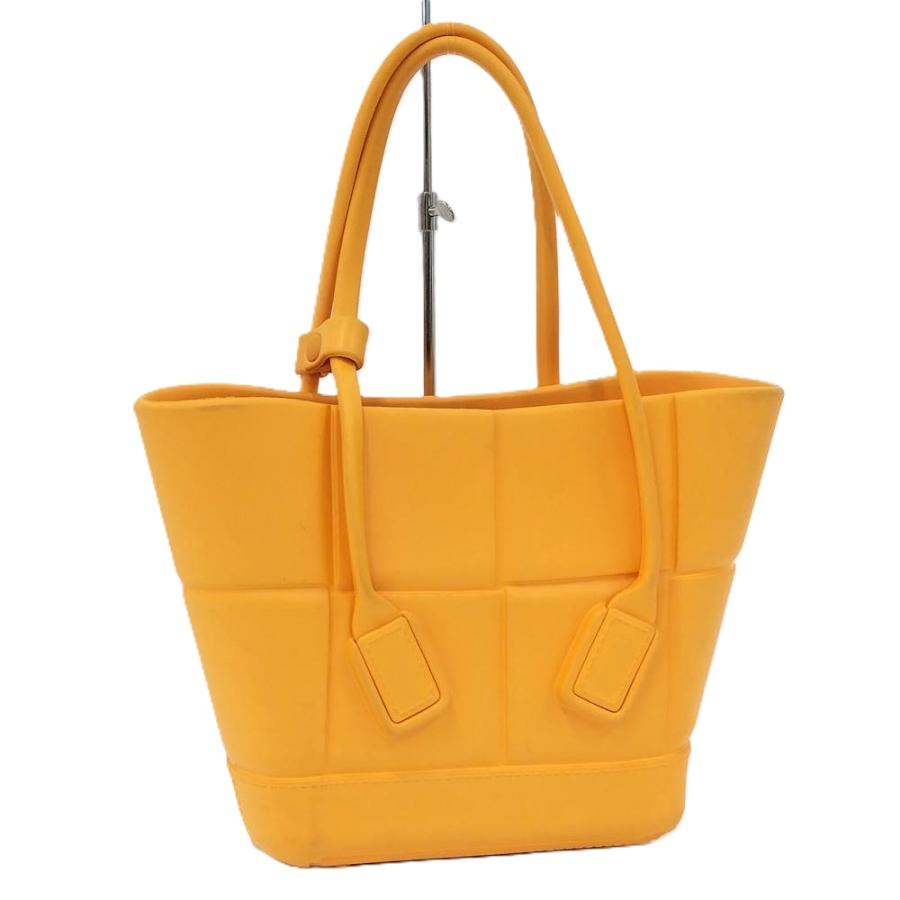 BOTTEGA VENETA（ボッテガ・ヴェネタ） アルコ ラバー トートバッグ