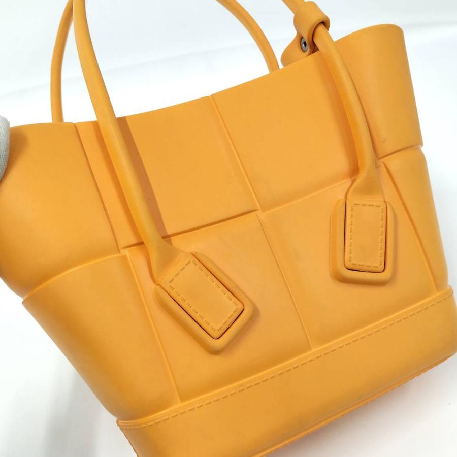 BOTTEGA VENETA（ボッテガ・ヴェネタ） アルコ ラバー トートバッグ