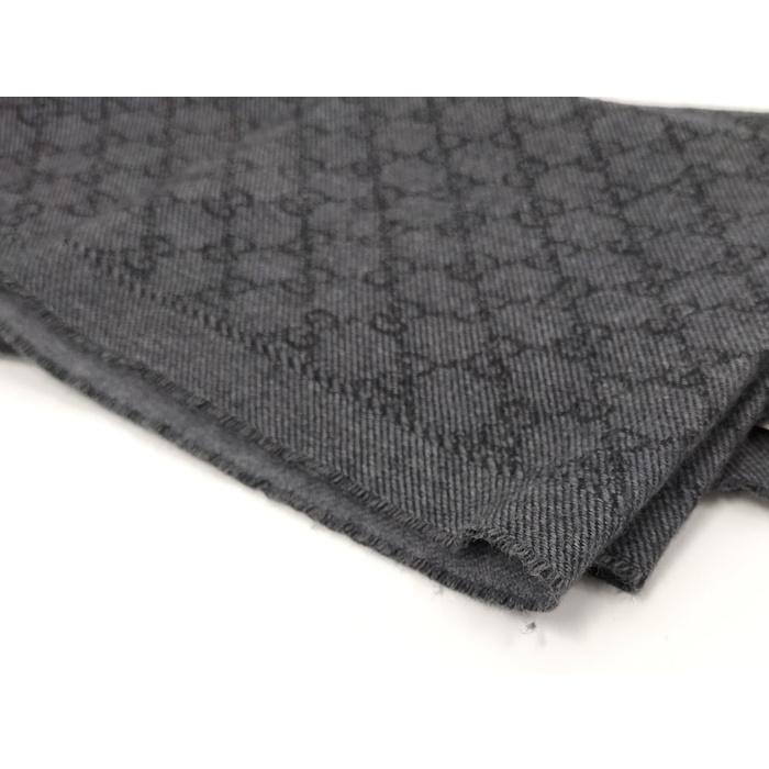 GUCCI（グッチ） マフラー グッチシマ ウール100％ グレー系 402093