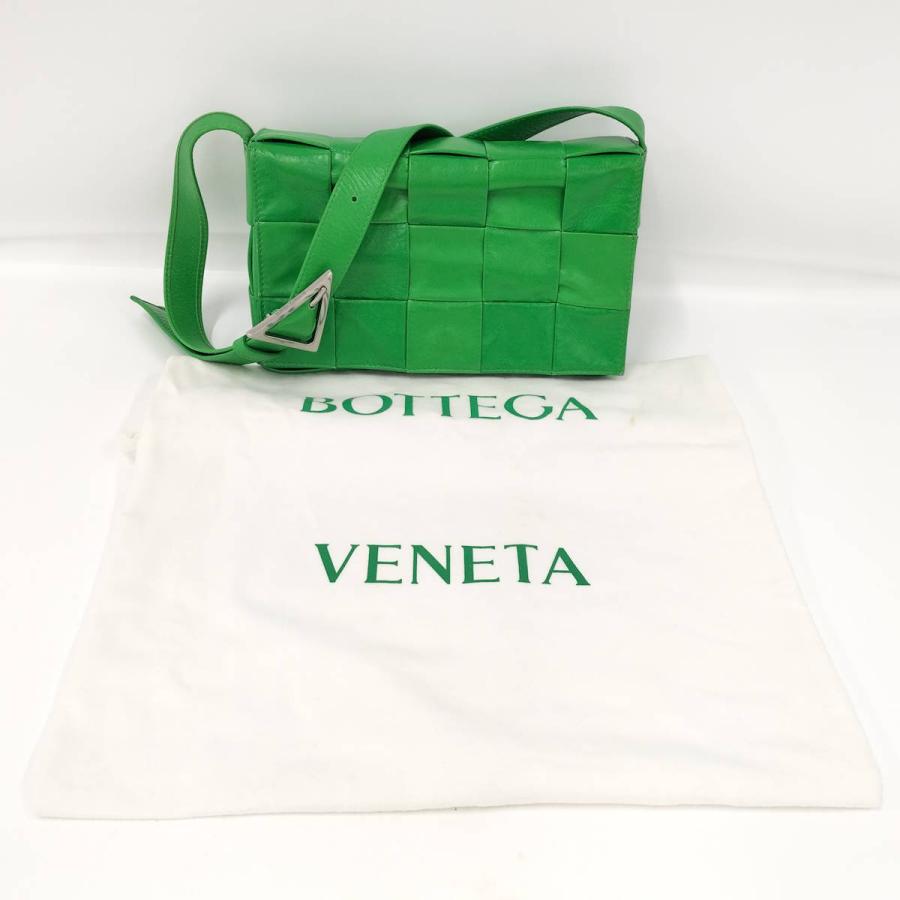 BOTTEGA VENETA（ボッテガ・ヴェネタ） ショルダーバッグ カセット