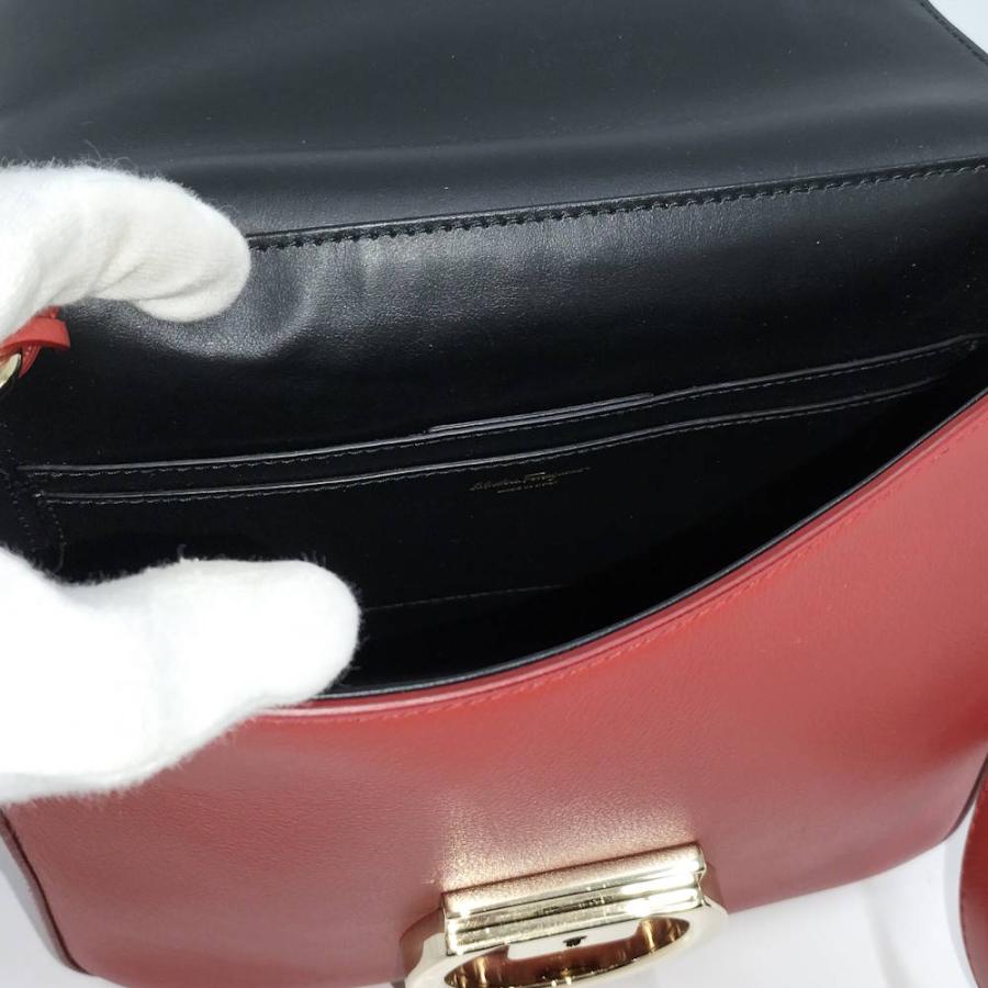 FERRAGAMO（フェラガモ） Salvatore Ferragamo ガンチーニ ショルダー