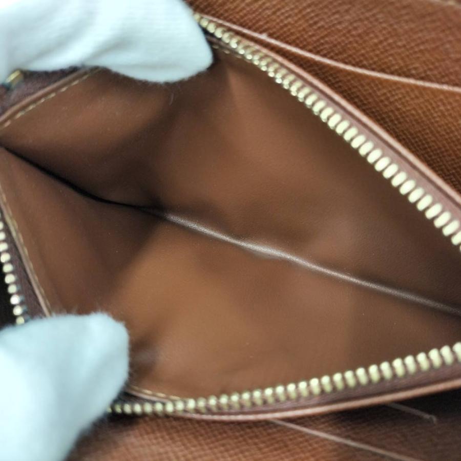 LOUIS VUITTON（ルイ・ヴィトン） ラウンドファスナー長財布 ポルト