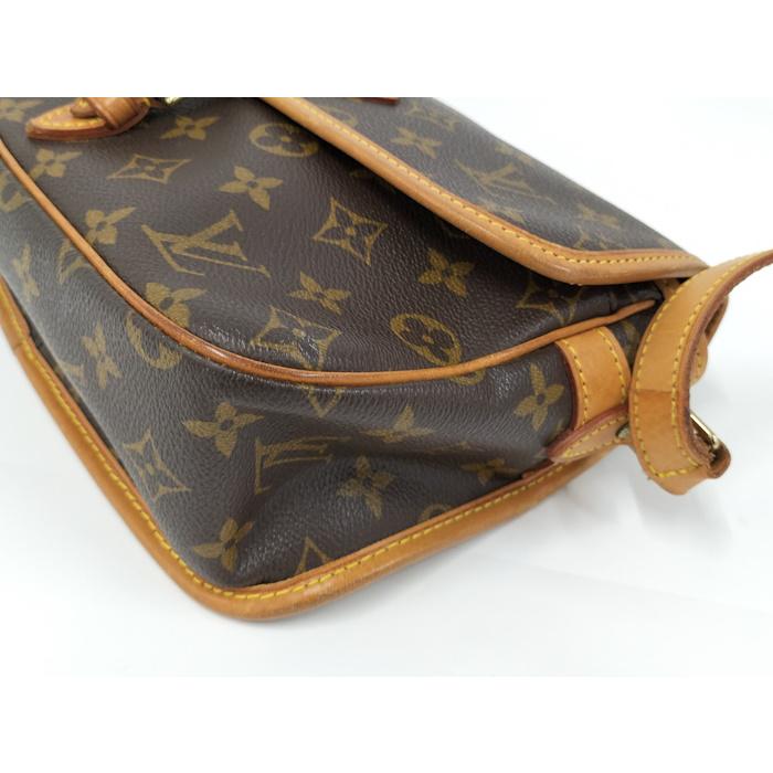 LOUIS VUITTON（ルイ・ヴィトン） ソローニュ ショルダーバッグ