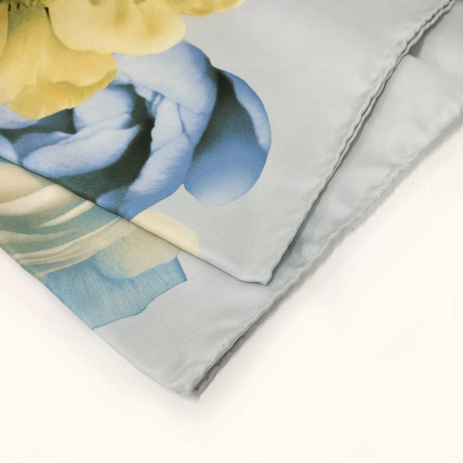 FERRAGAMO（フェラガモ） Salvatore Ferragamo 花柄 シルク スカーフ
