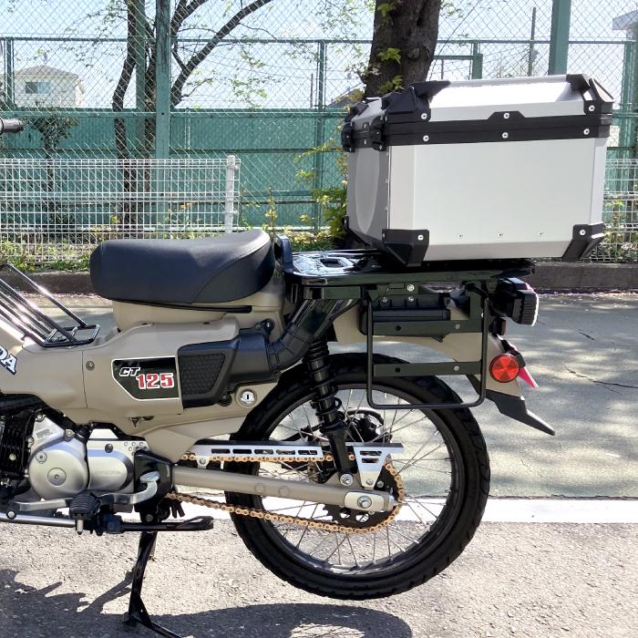 アップケース アルミ シルバー  W 462× D 412× H 385 直送品 COOCASE Q5 シルバー クーケース アルミトップケース 55L