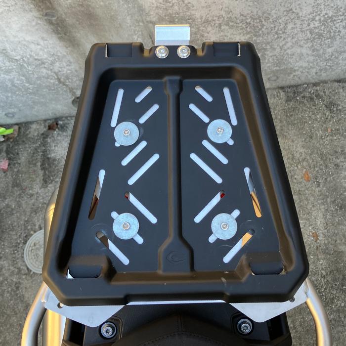 COOCASE BMW F800GS用 アルミマウントアダプタークーケース CLBM022