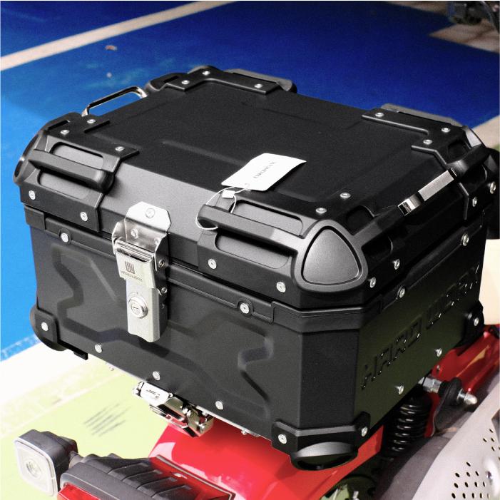 NimheESPカスタム仕様 レインディア廃盤ハードケース付き アルミ合金製バイク用パニアケースをリーズナブルに 機能性にも